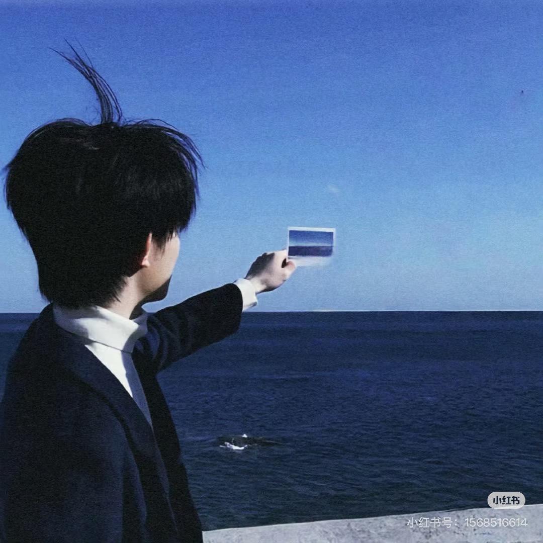 克莱因蓝