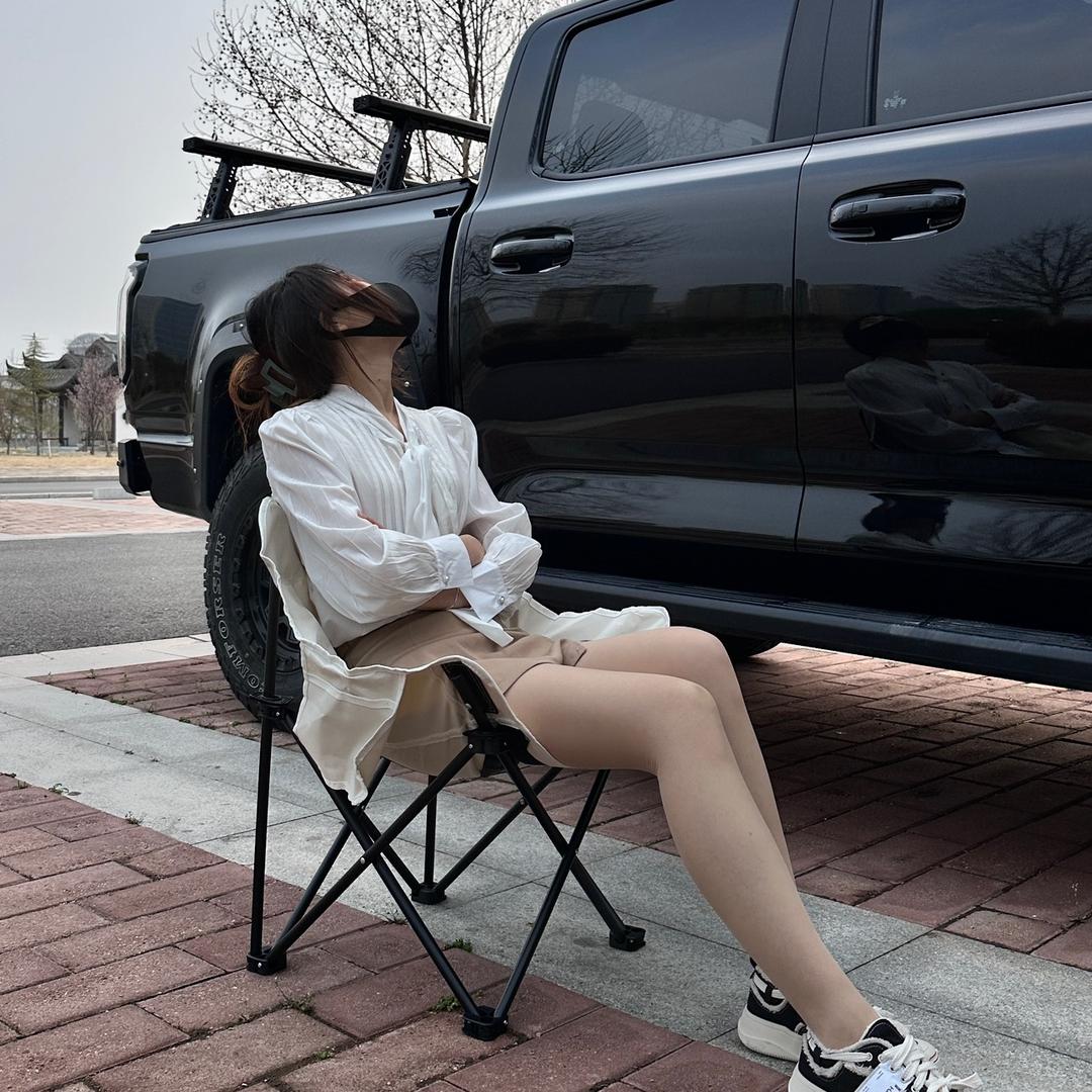开皮卡的小新