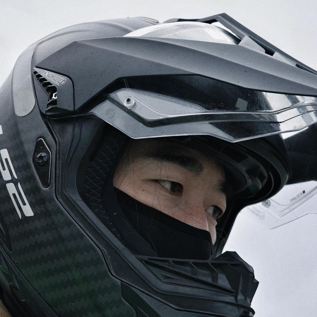 我在后面