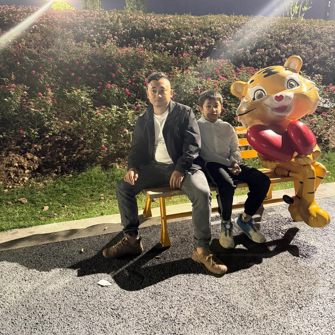 宜宾童童