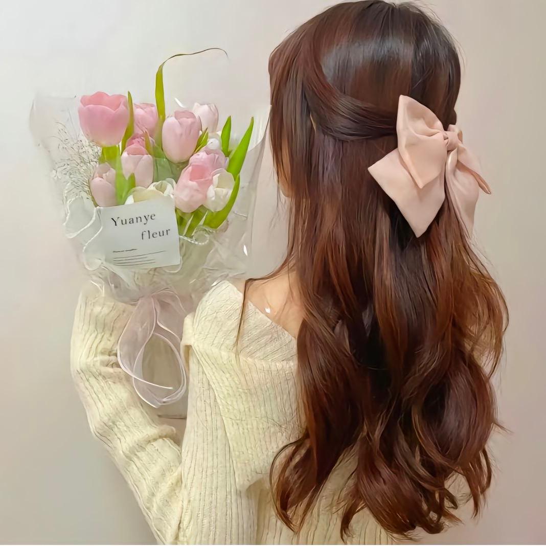 余  梦  梦