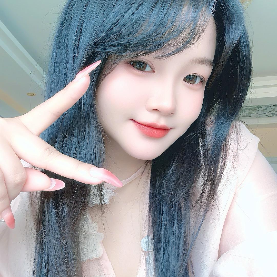 呢油牛诗安珊
