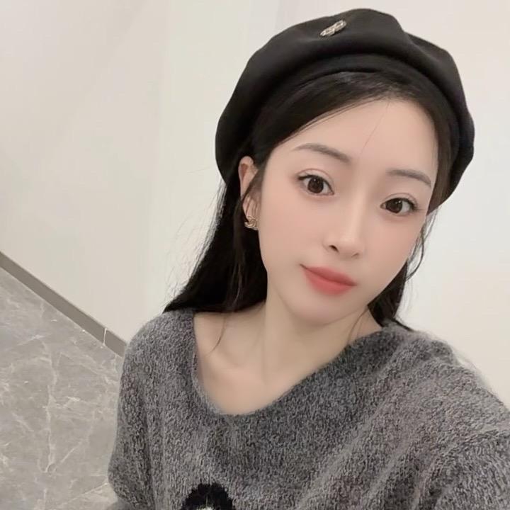是欢欢吖～