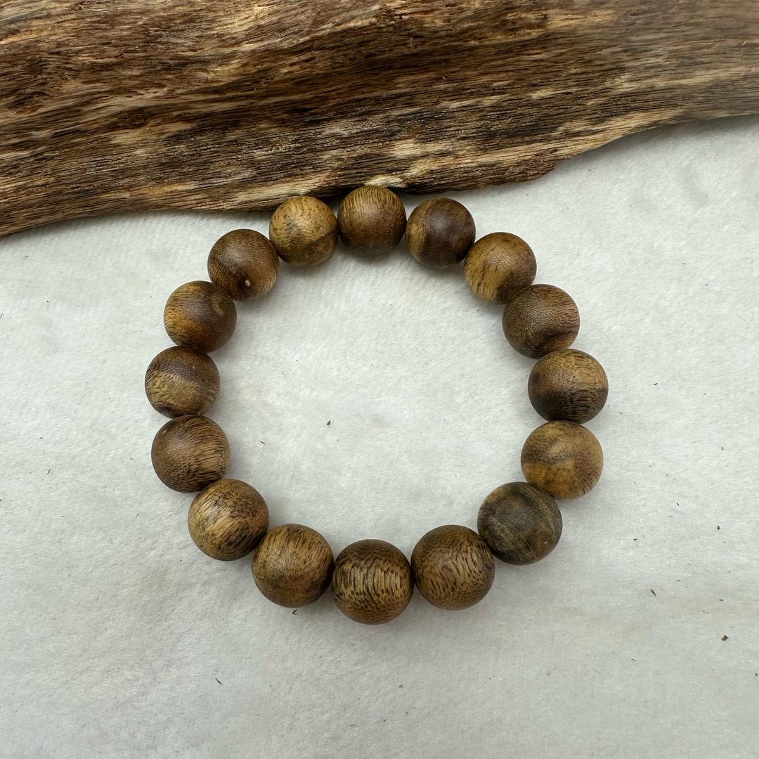 敏女棋楠沉香缘