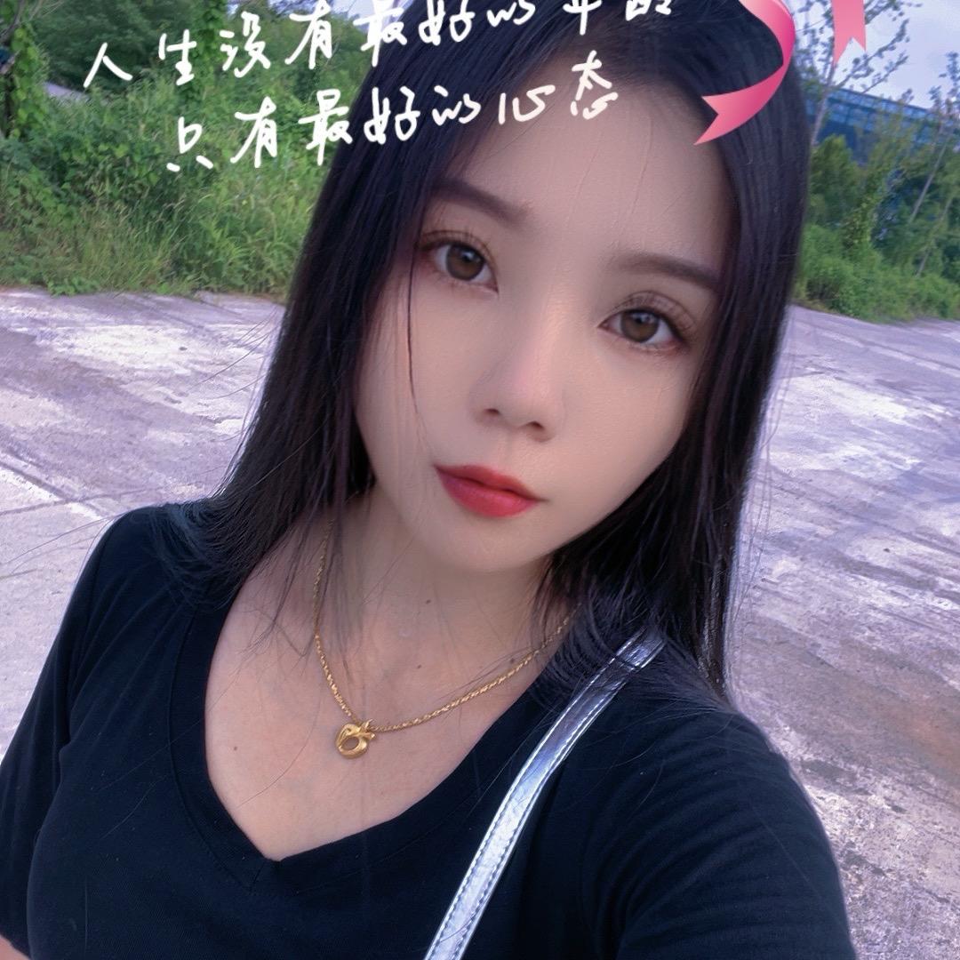\(ﾋ•ω•ﾏ)/憨憨🎤