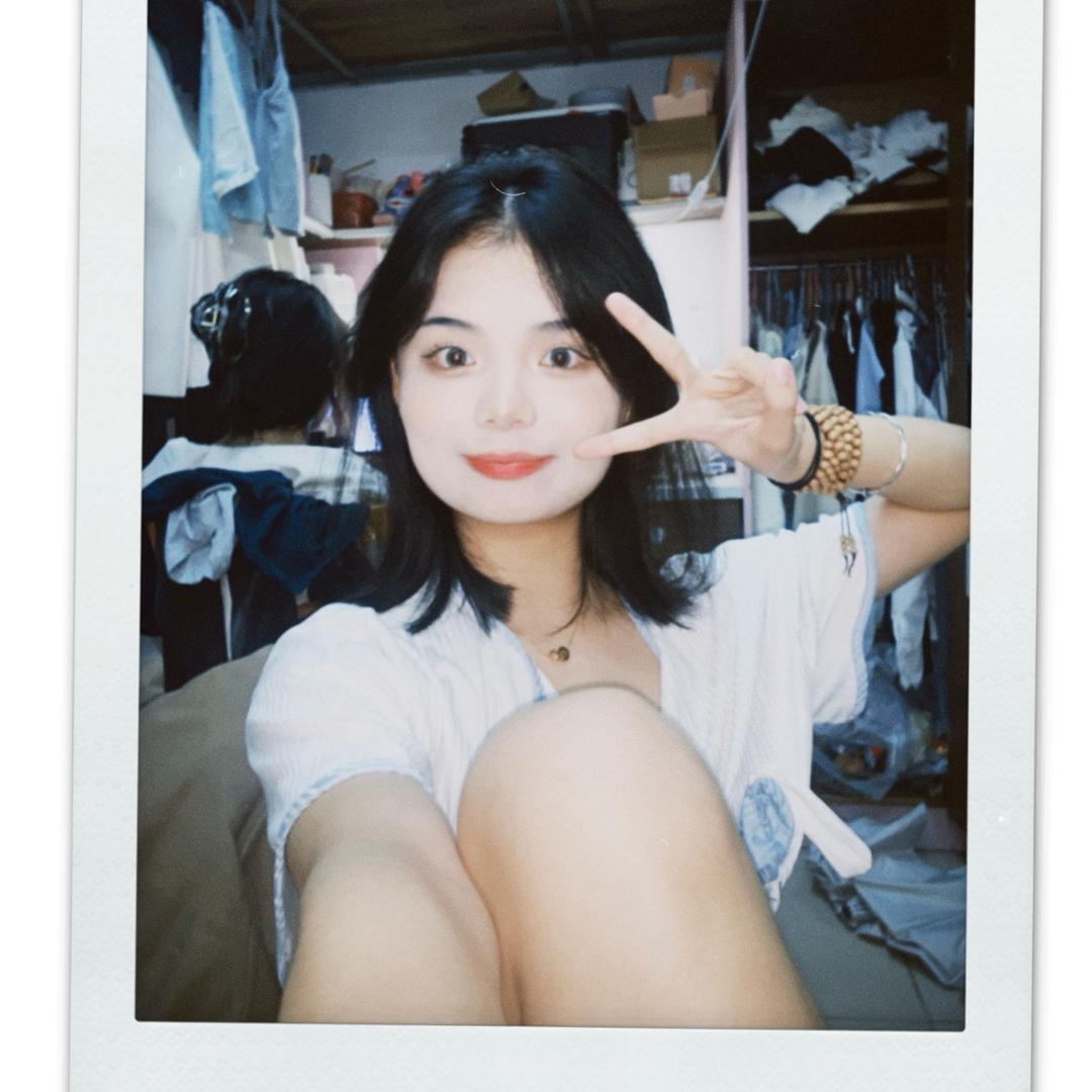 小何睡不够-