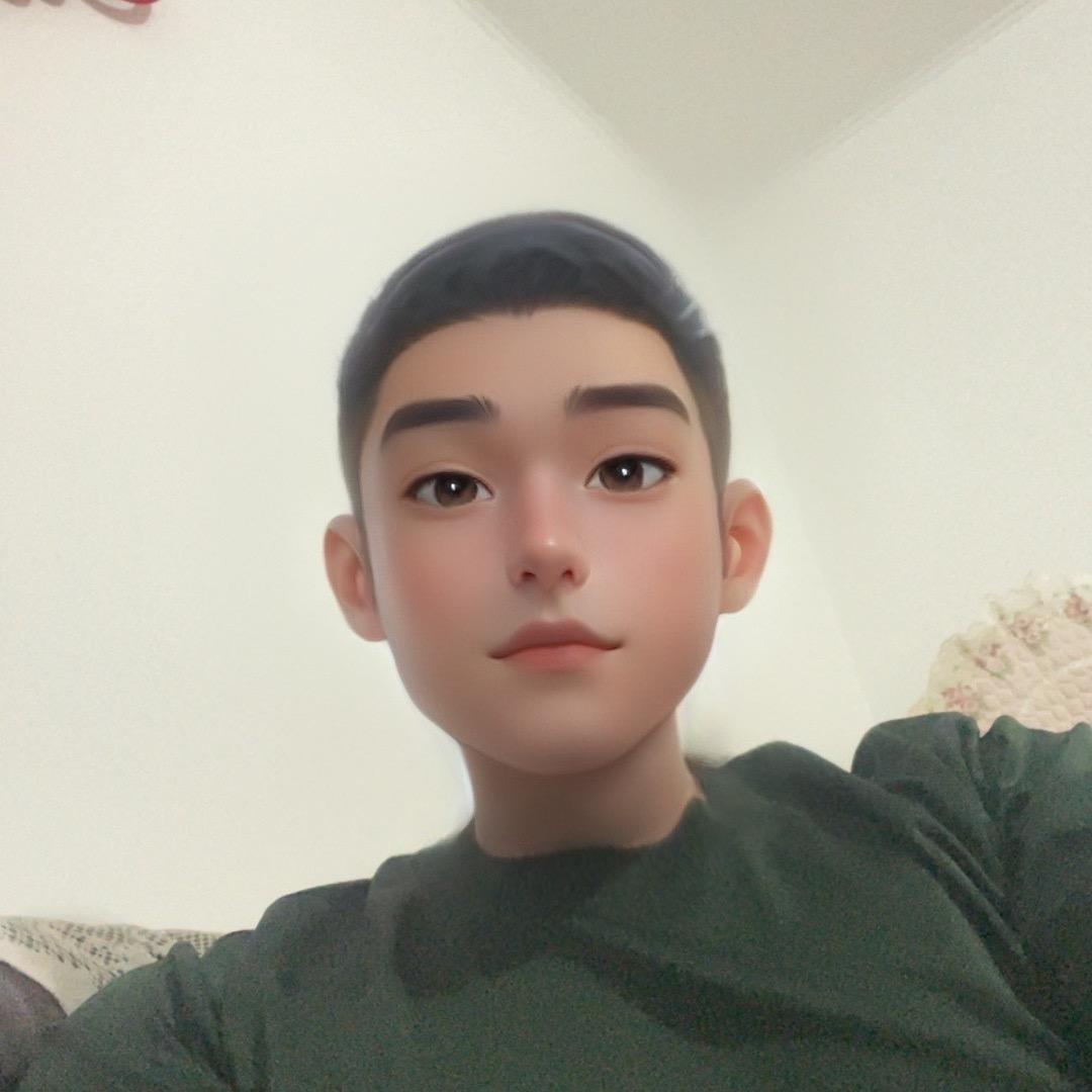 🍀果肉壮壮Ge