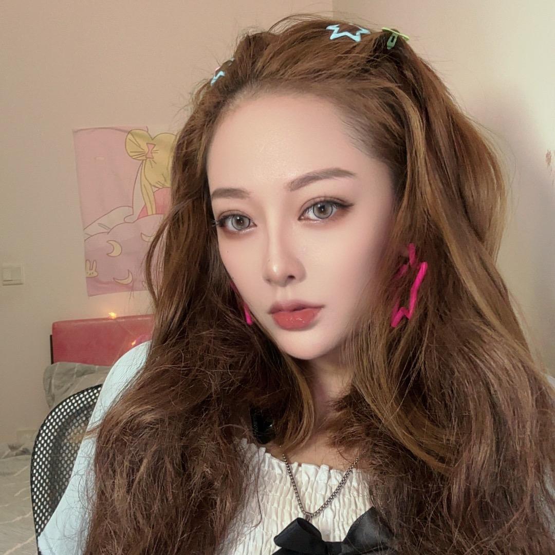 香港演员范彩儿
