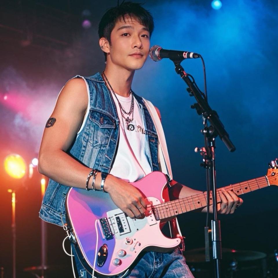 九百九十九朵玫瑰