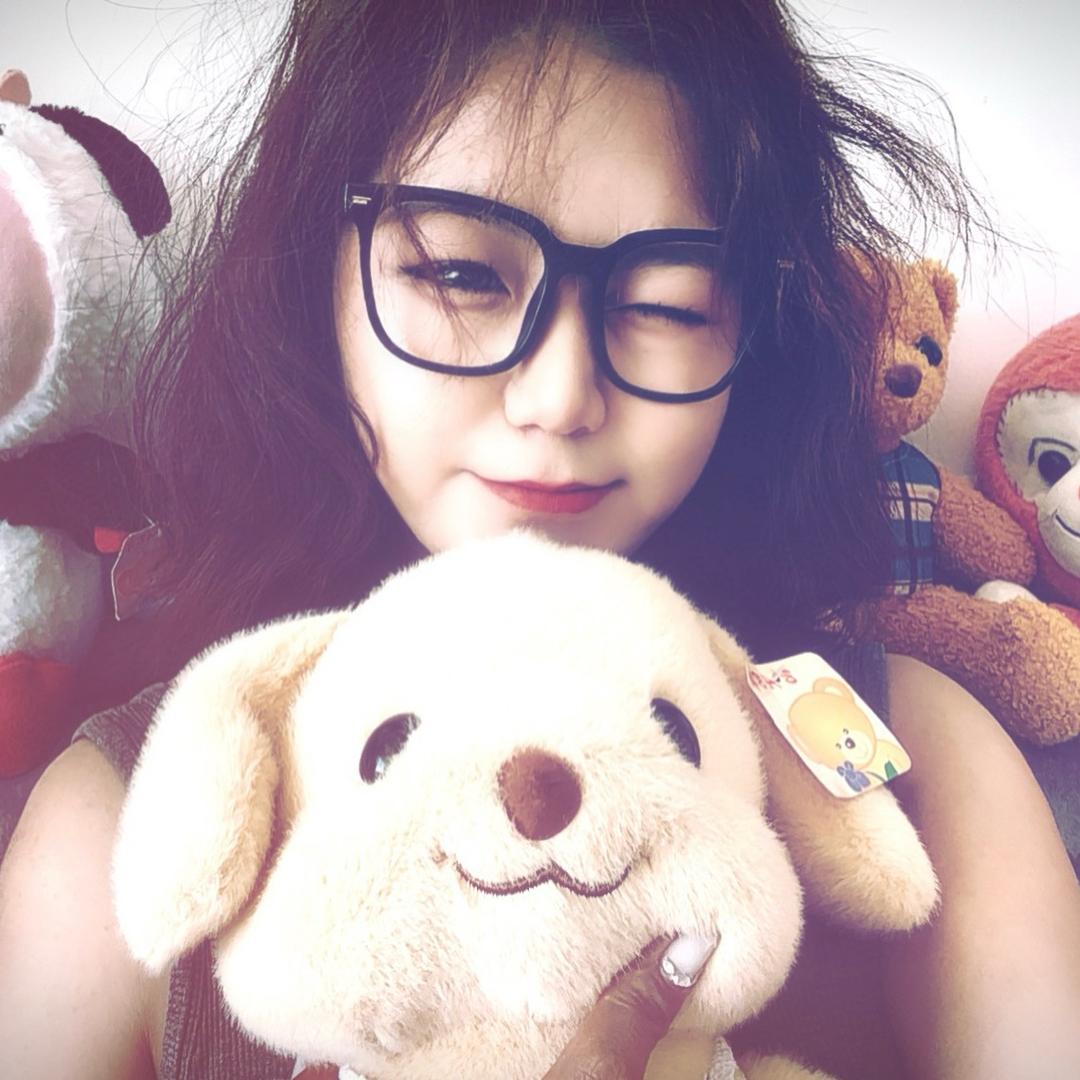 🍀娜娜不吃香菜🍁