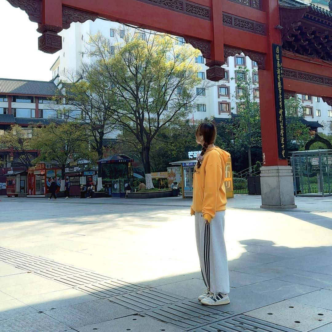 ᥫᩣ໌້ᮨ九月