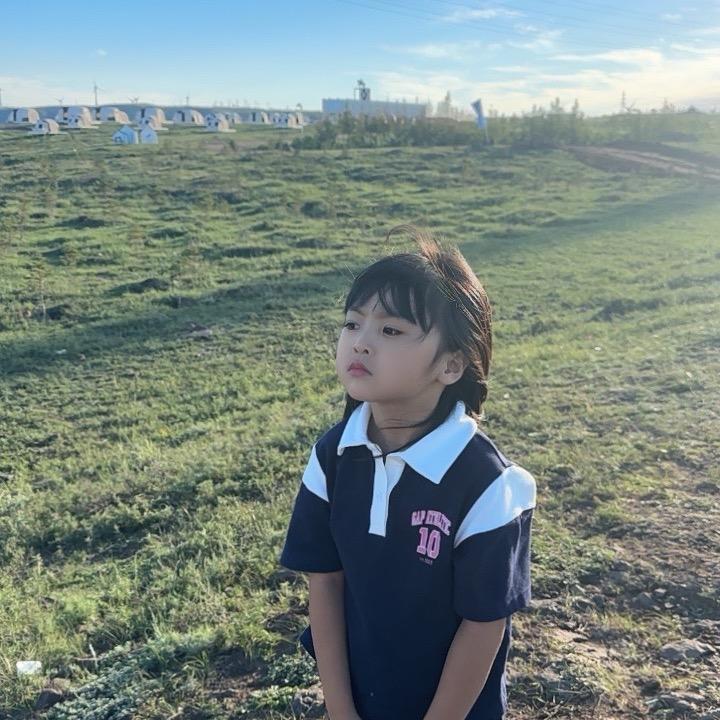 爱跳舞的那个女孩