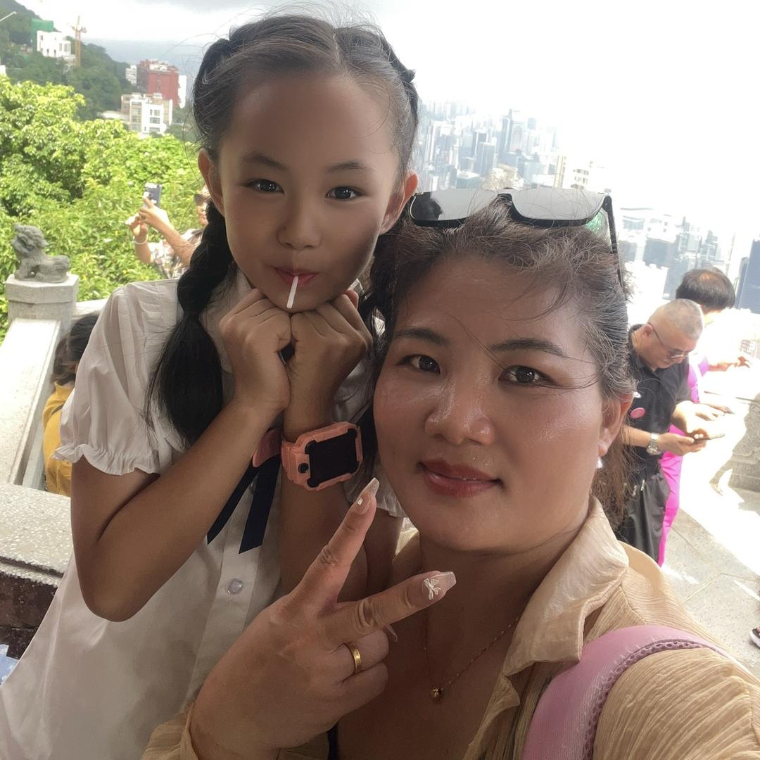 静静在深圳