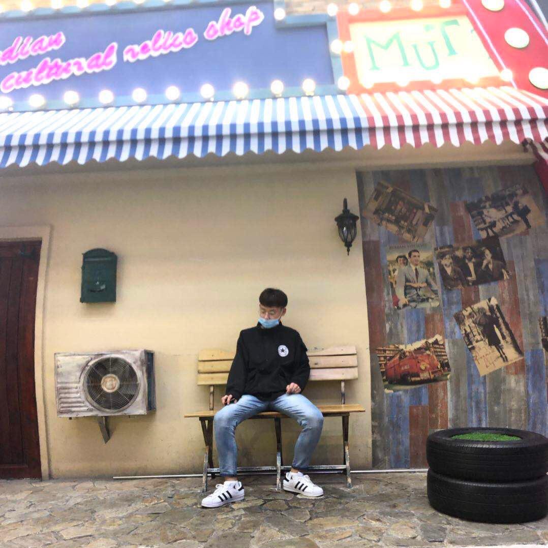 小哲，？