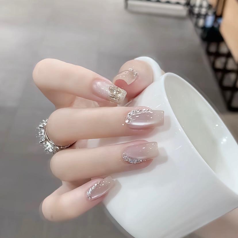 洛洛