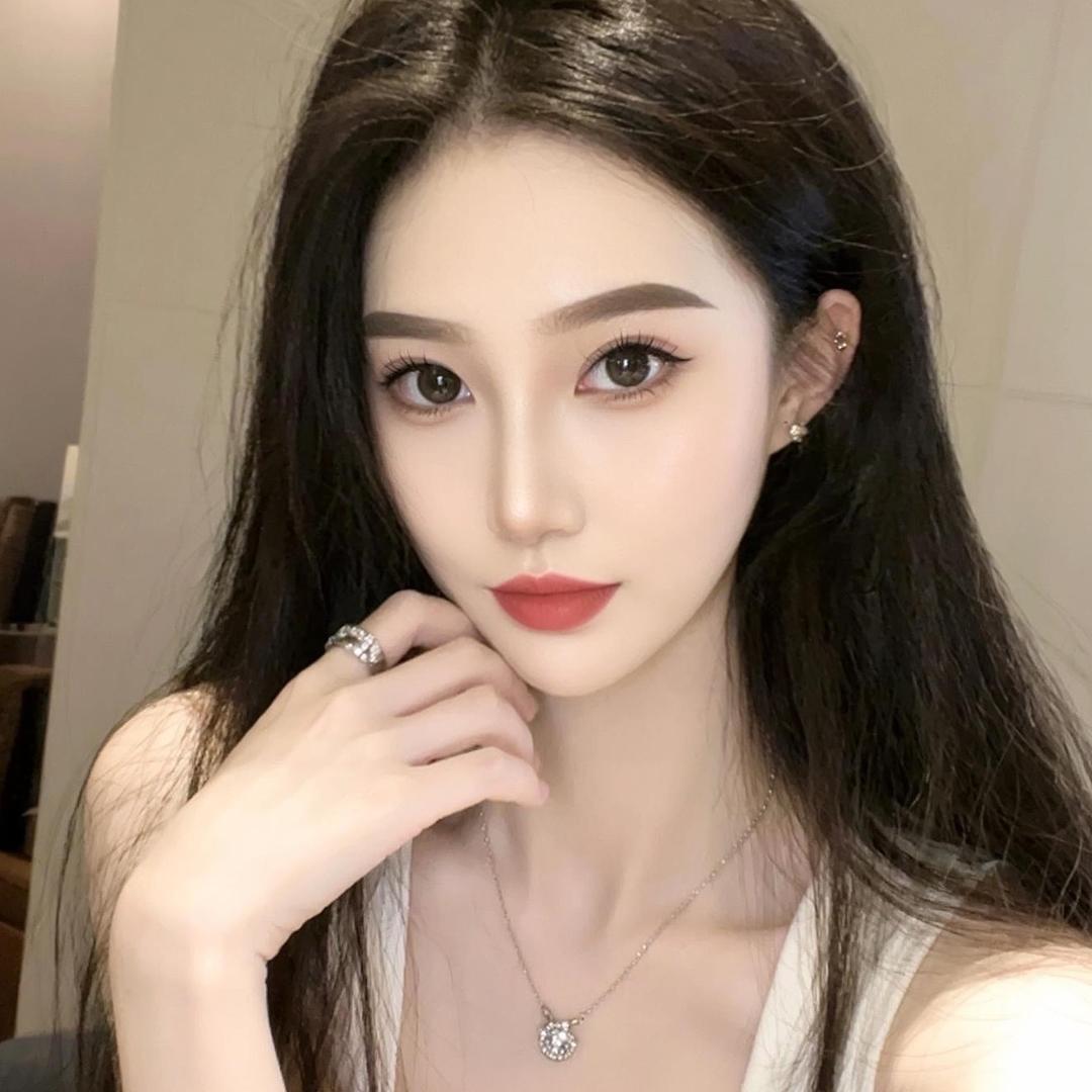 🦋.