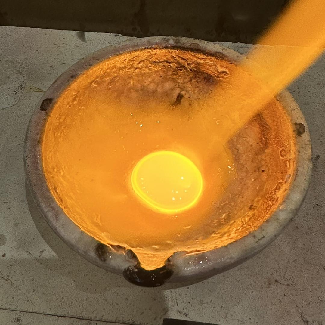 给媳妇打个金手镯