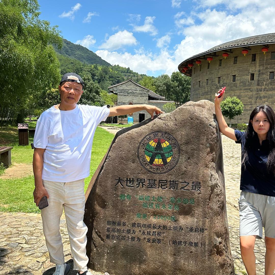 霞湖世家（T恤装卖店）