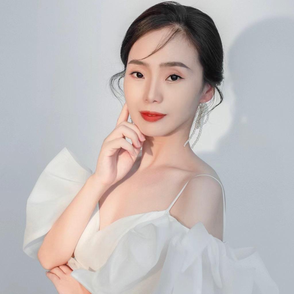 杨翠玲老师教唱歌