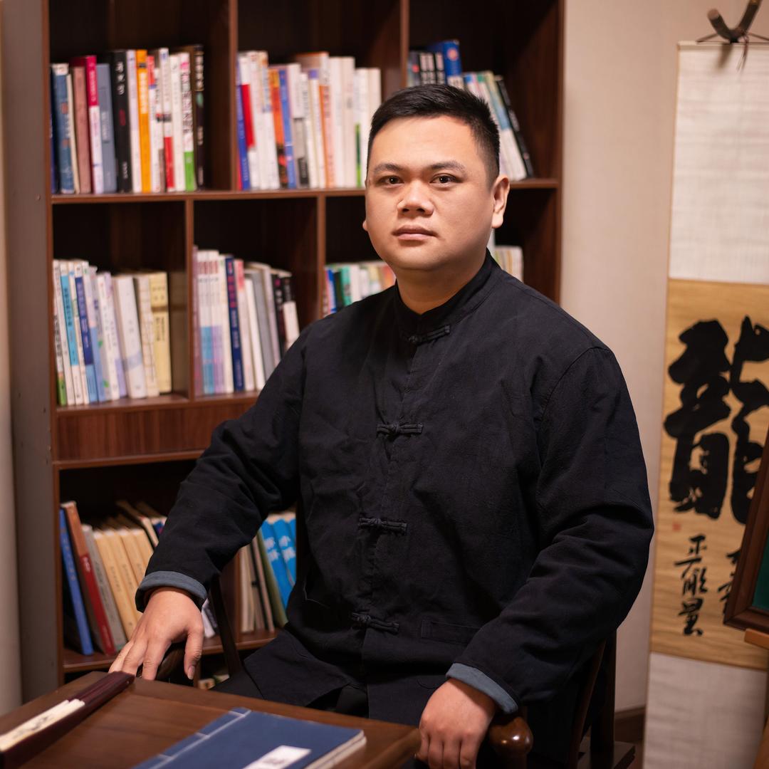 大龙传递正能量@抖音