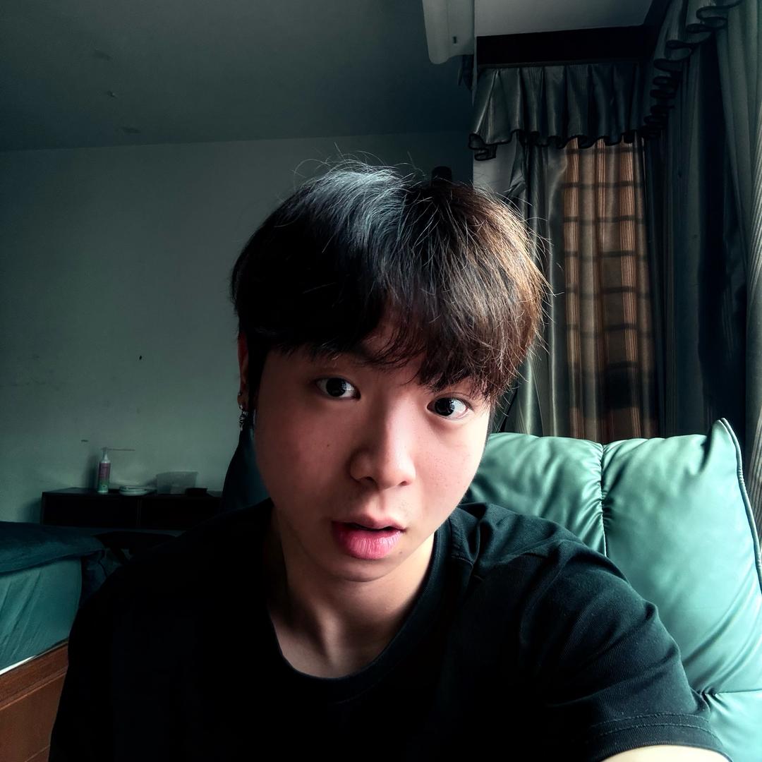 死亡泰迪🕸️（一个聪明的投资者）