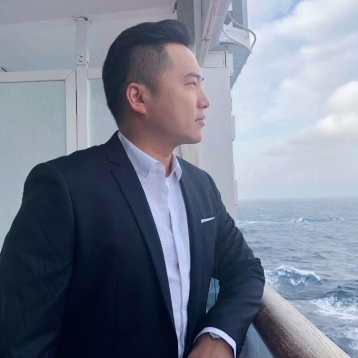 他们都叫我严老师