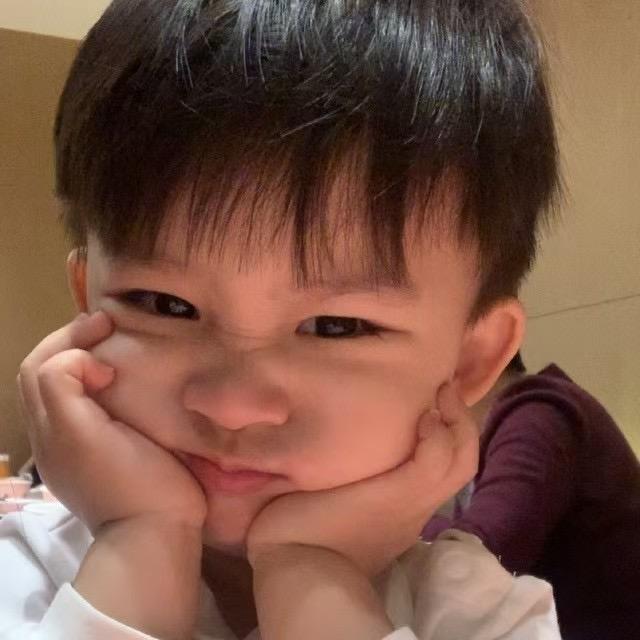 她手中有月光