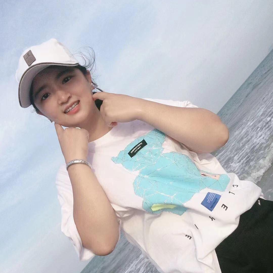 潮汕玲儿头像