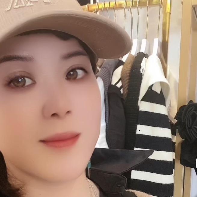 上盘《明明服饰》