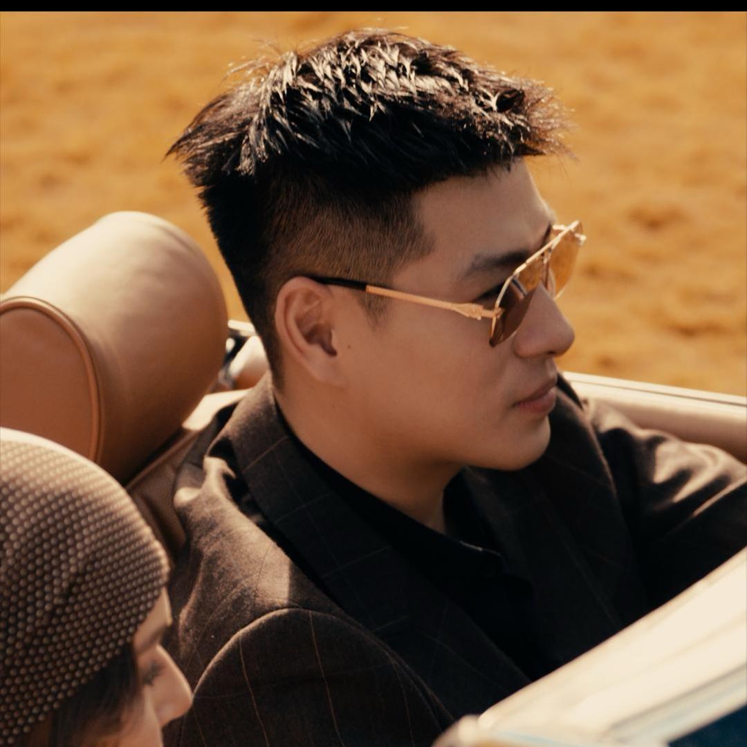 秦磊  时尚穿搭～@