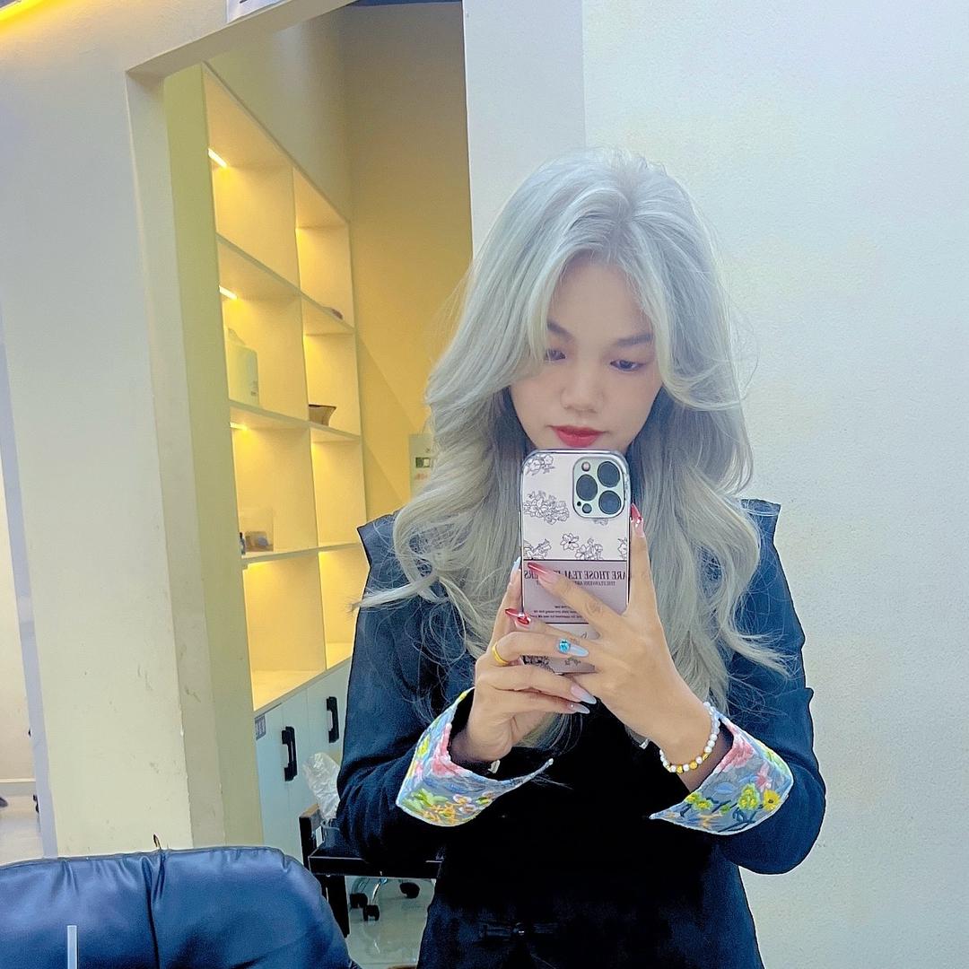 💋〰️落♾️幕〰️🎉