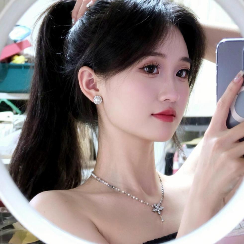 小晴.