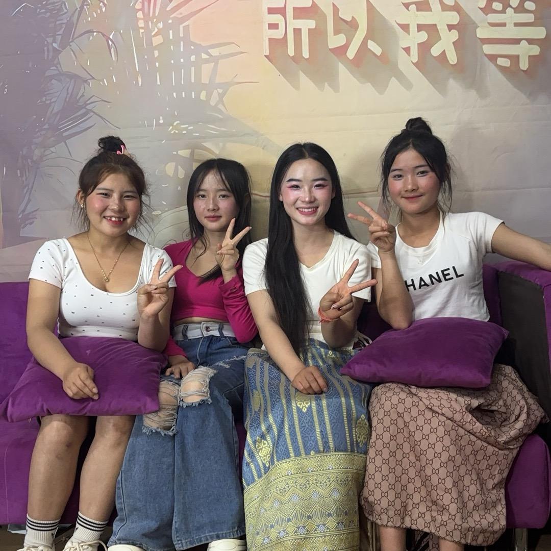 江西麻子哥闯老挝