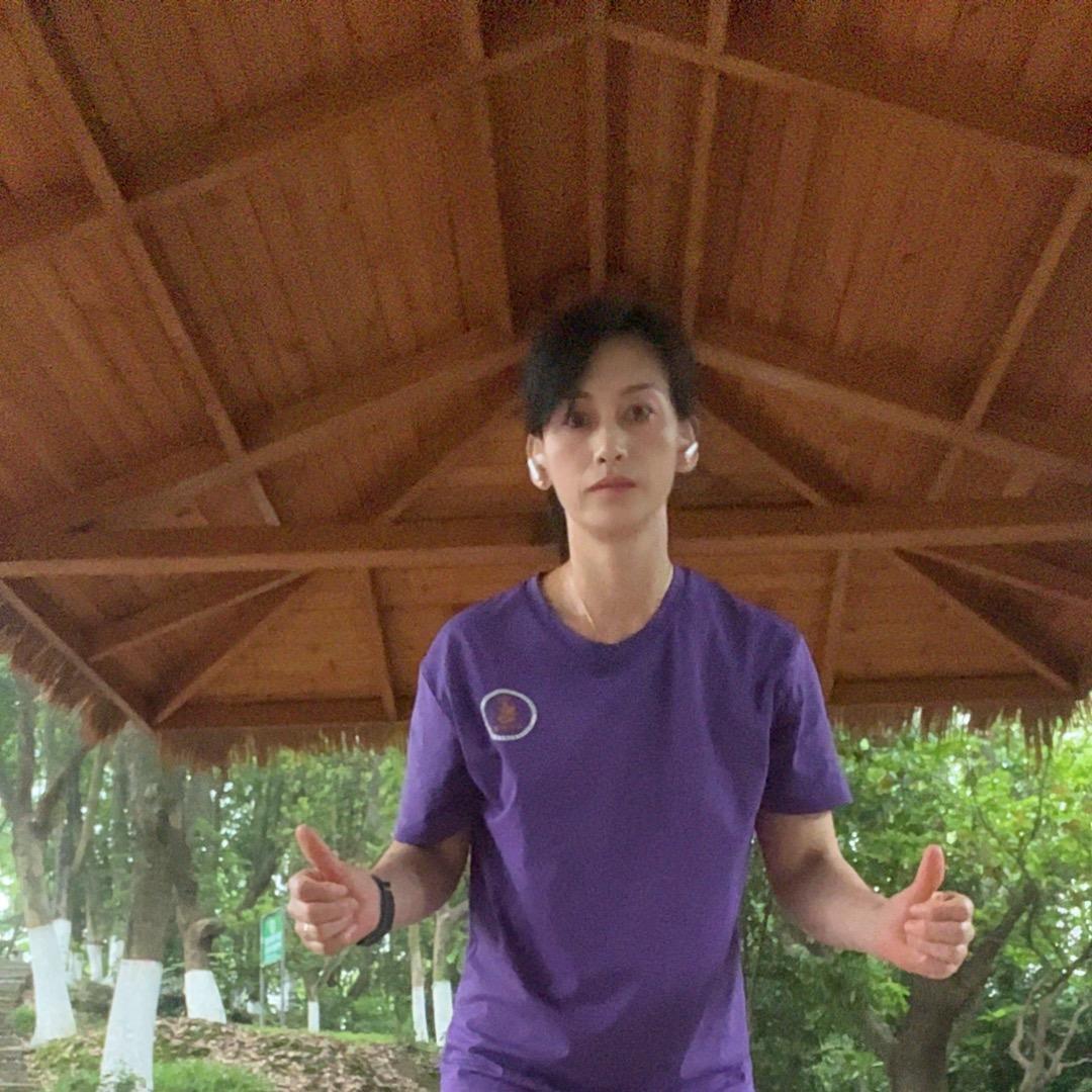 @爱跑步的小欧