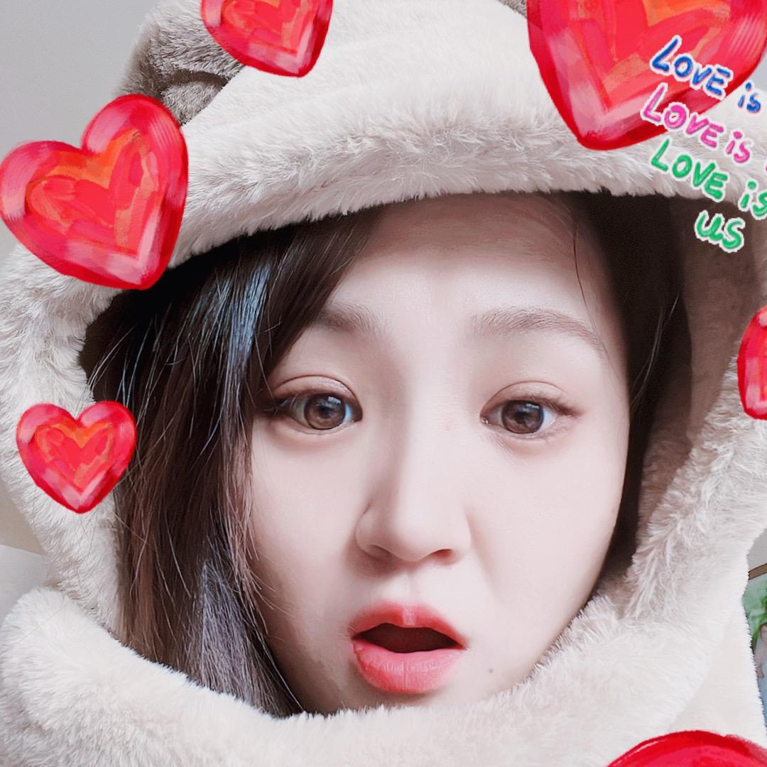 @🌈跟月亮比熬夜彩虹💕