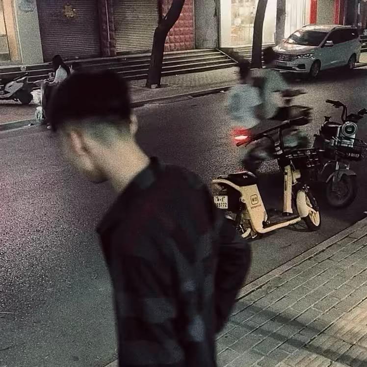 阿晨？头像