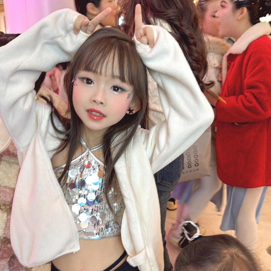 小模特艾米