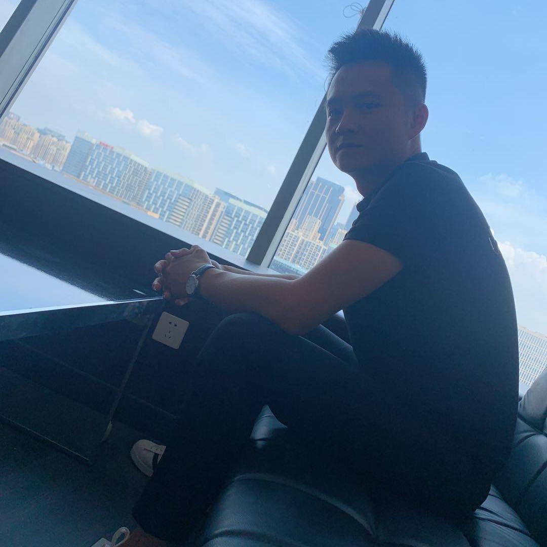 美格造型 谭鹏