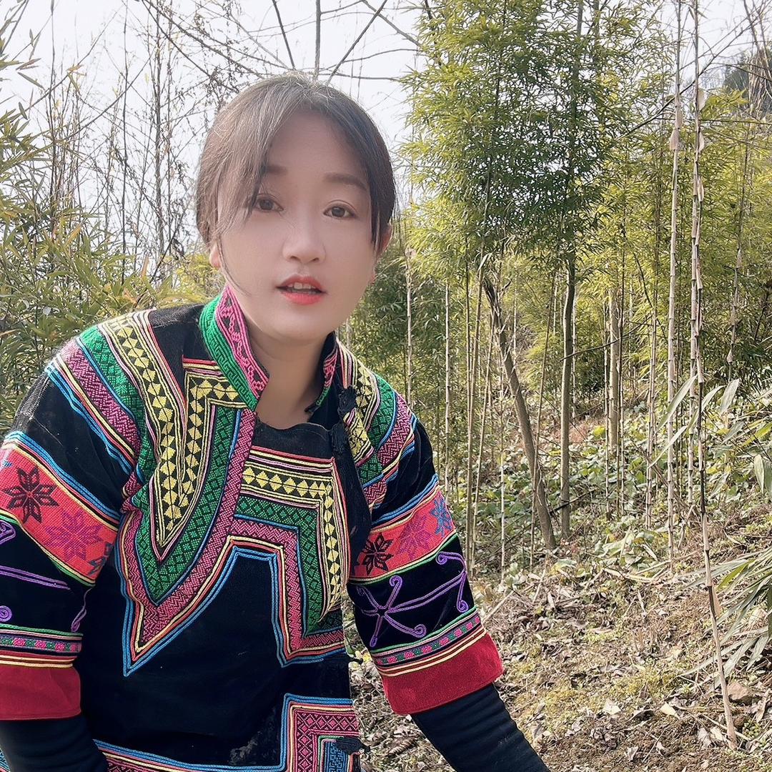 阿依莫