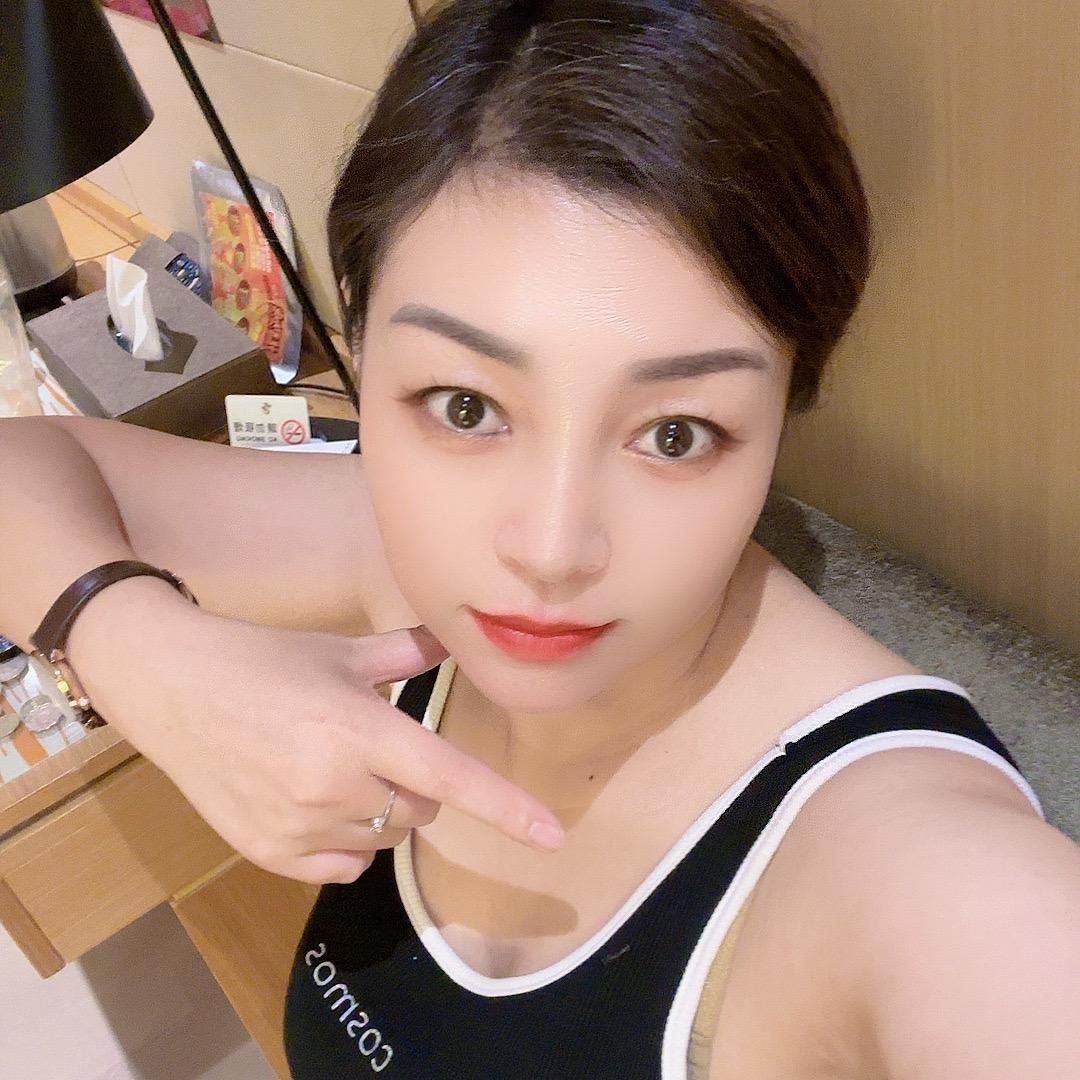 爱🌹自己🍓🍒