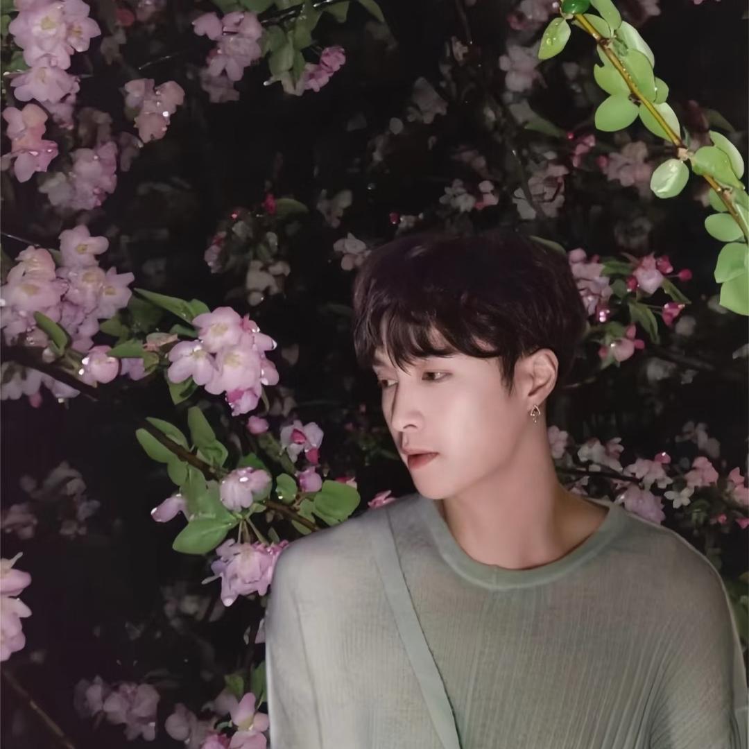 小羊爱泡泡-