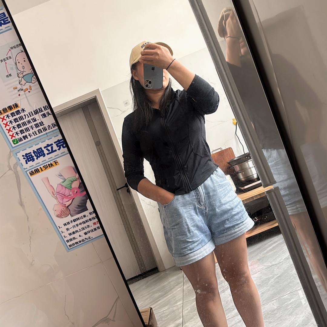 小月吖