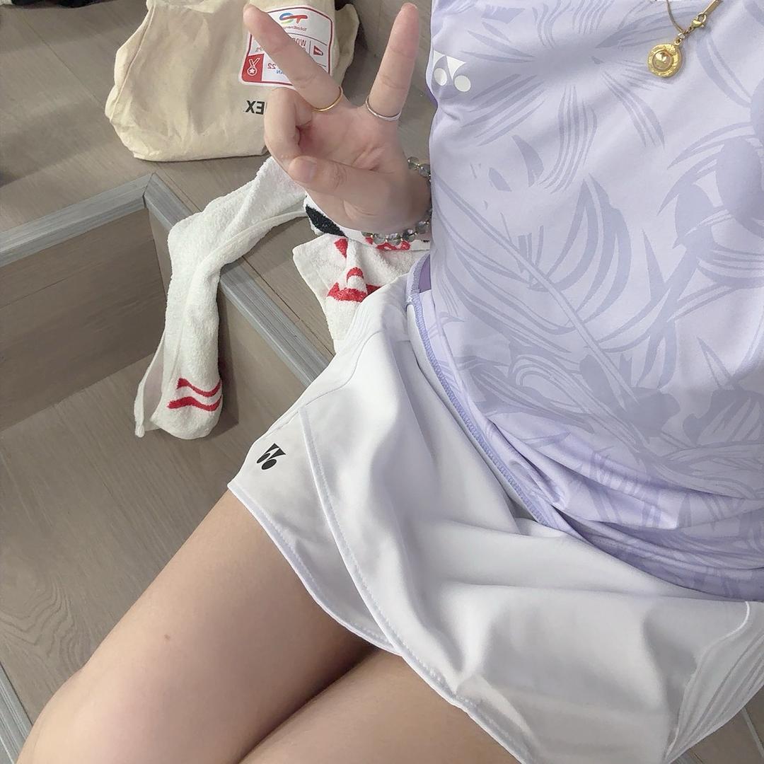小邓不会发球🏸