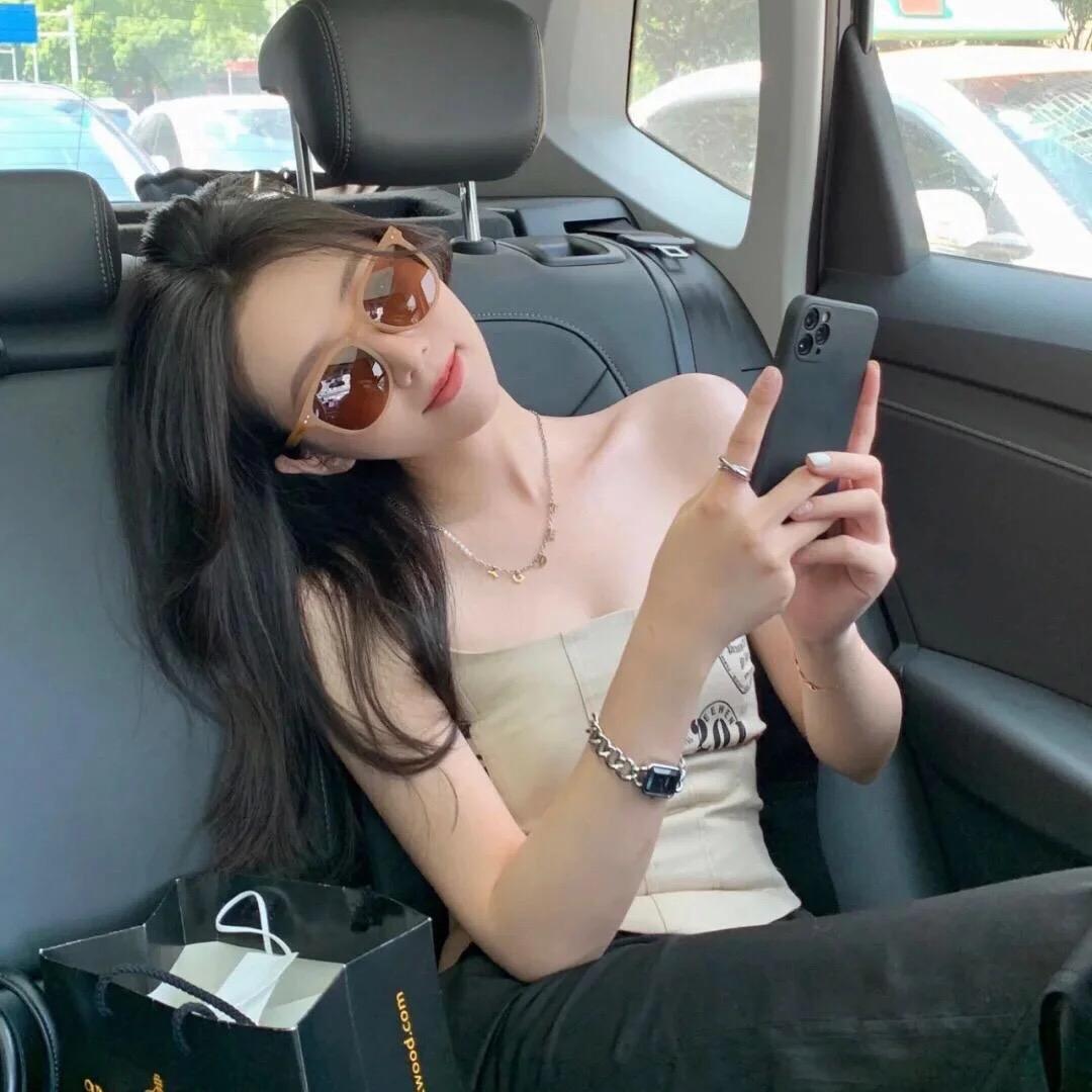 张妍妍百货商行