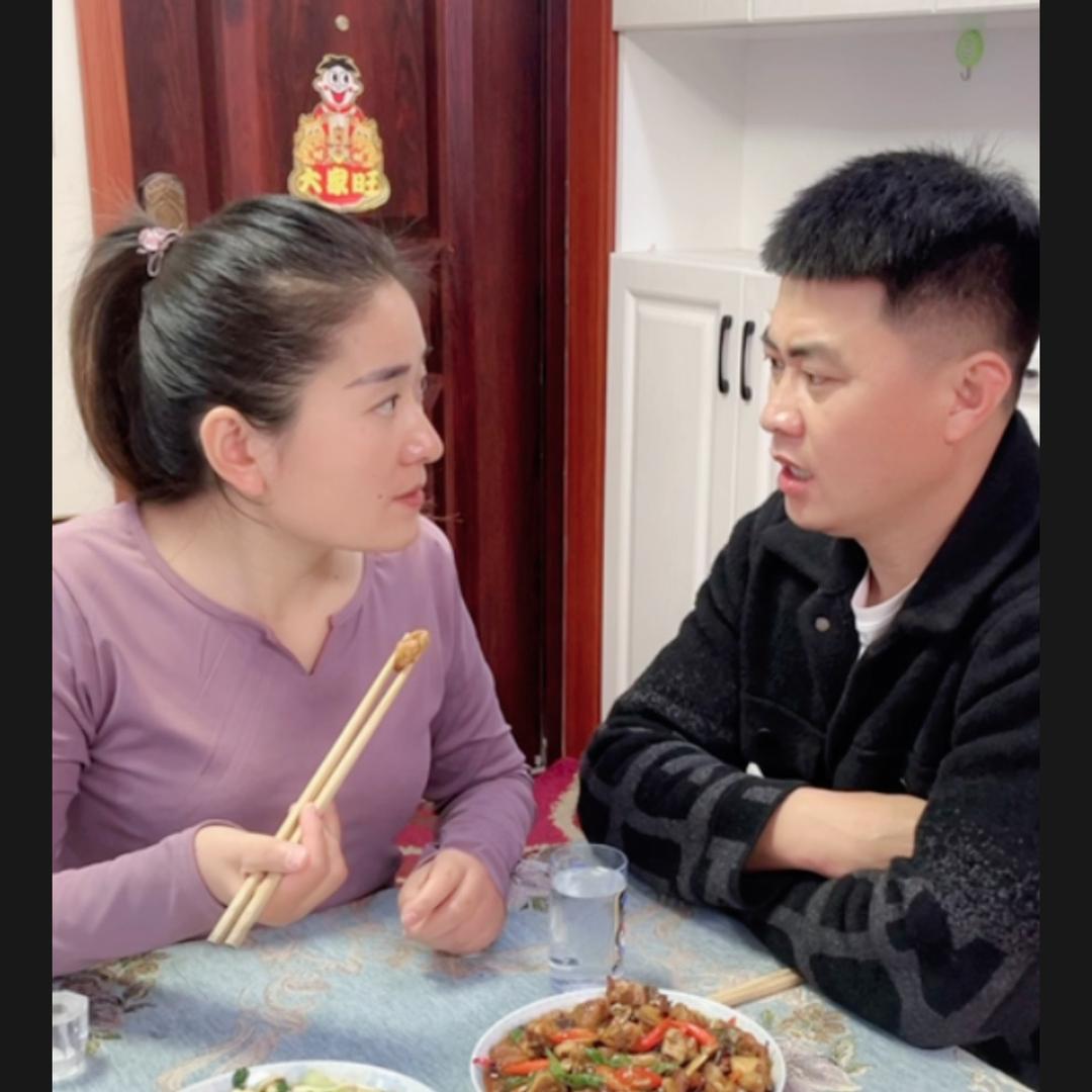 二敏爱吃肉
