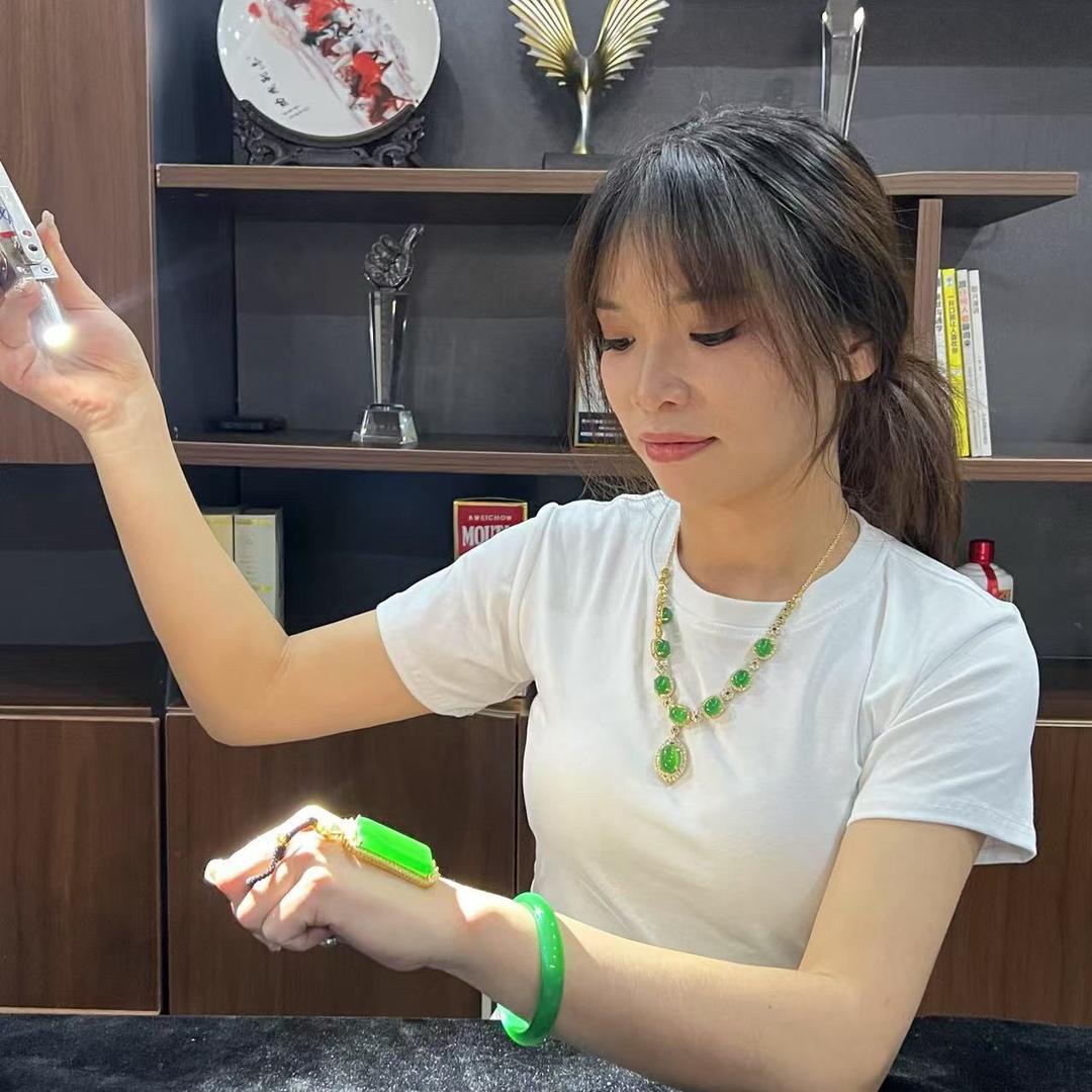 小雪翡翠日记