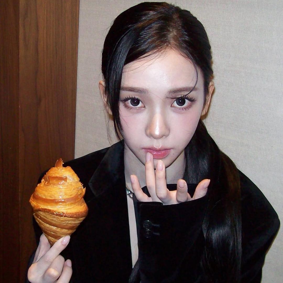 希希子