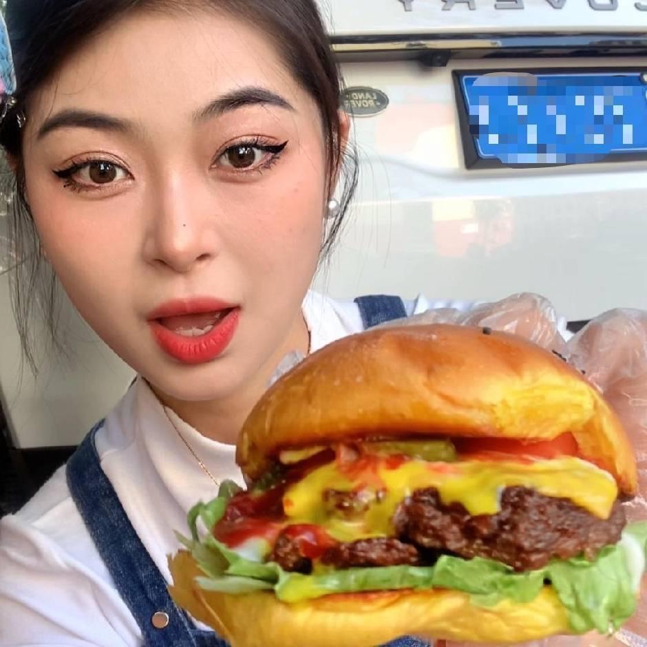 杠杠baby(临沂鲁大杠汉堡)