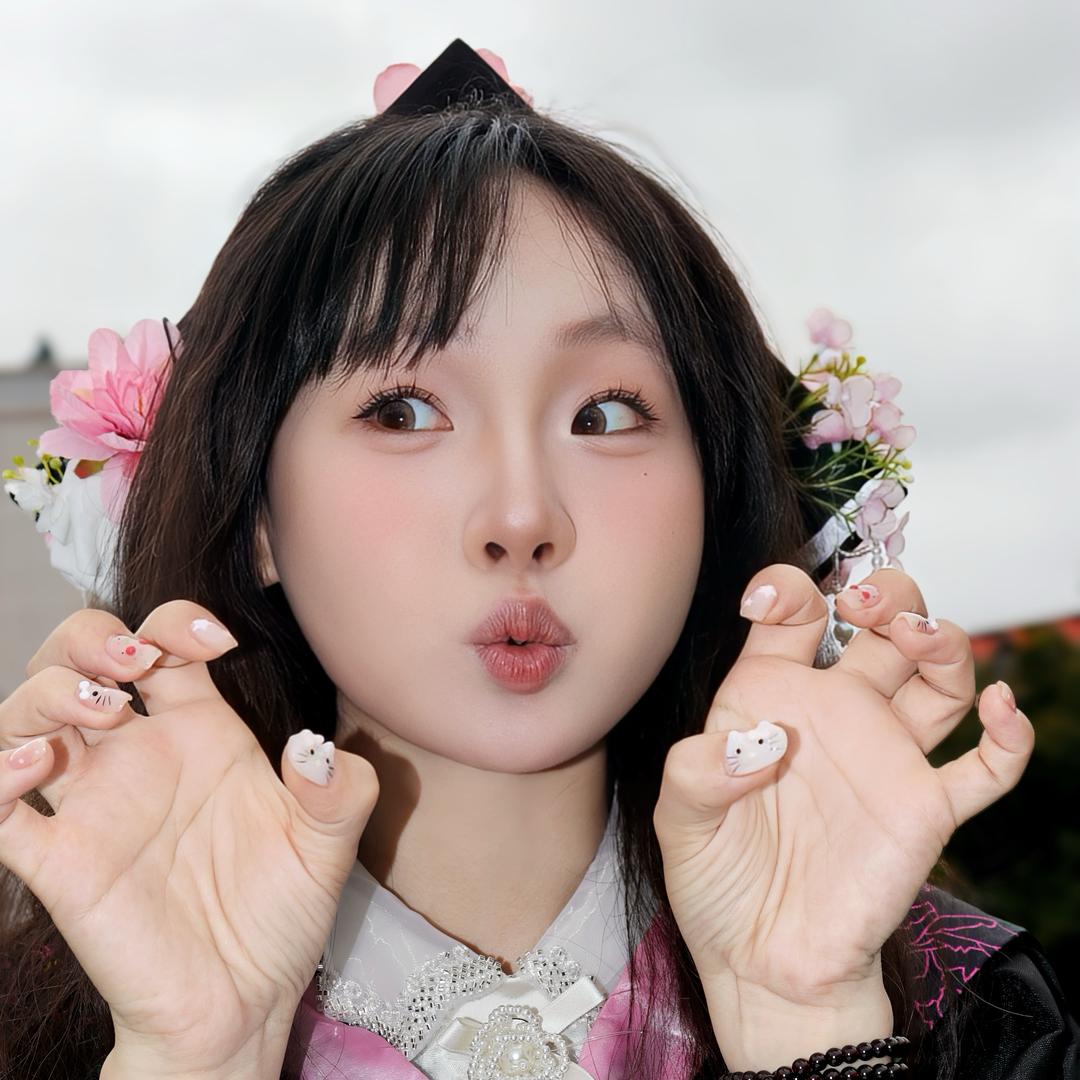 ꉂ • • ྀི ฅ