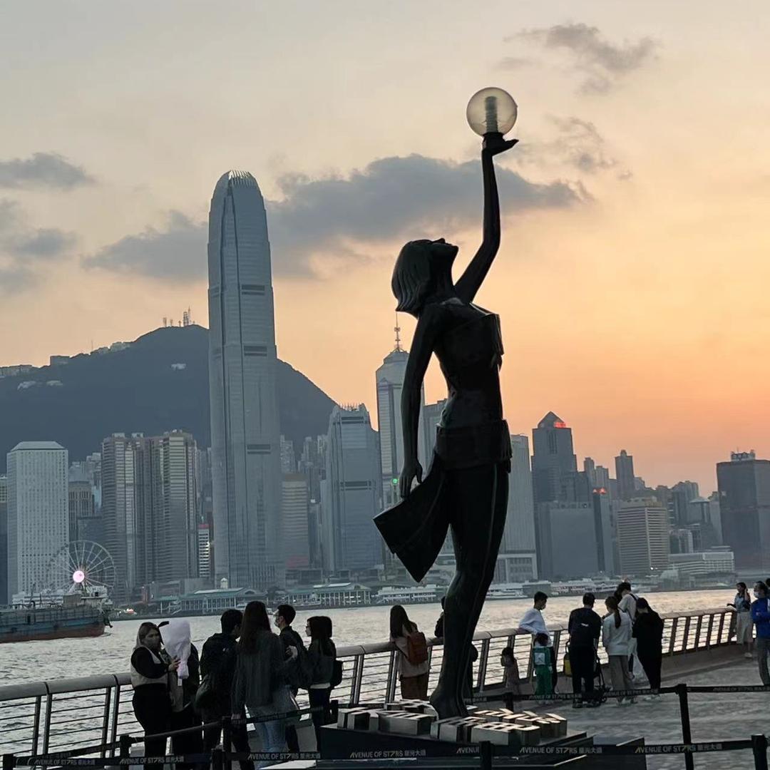 以墨